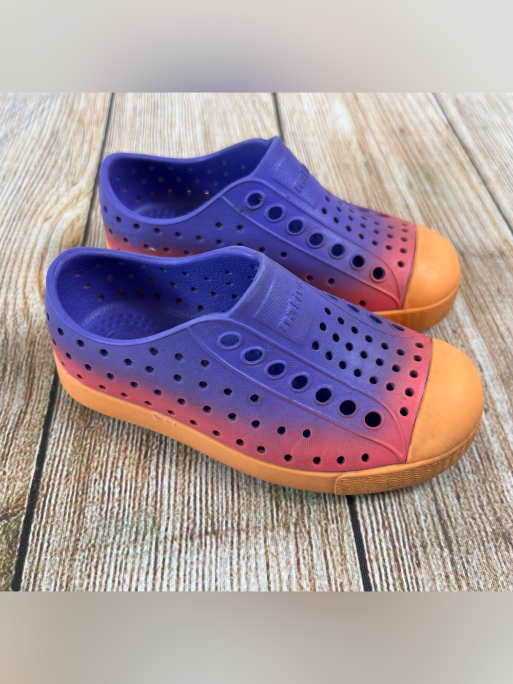 Native Jefferson Sugarlite Ombre Kids Slip on Shoes Size 8C